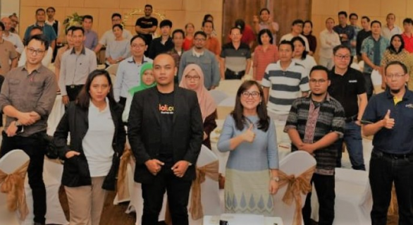 Dukungan Teknologi kertas dan Teknologi Digital Bagi Pelaku Usaha Percetakan