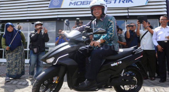 Menristekdikti: Motor Listrik Diproduksi Masal pada 2019
